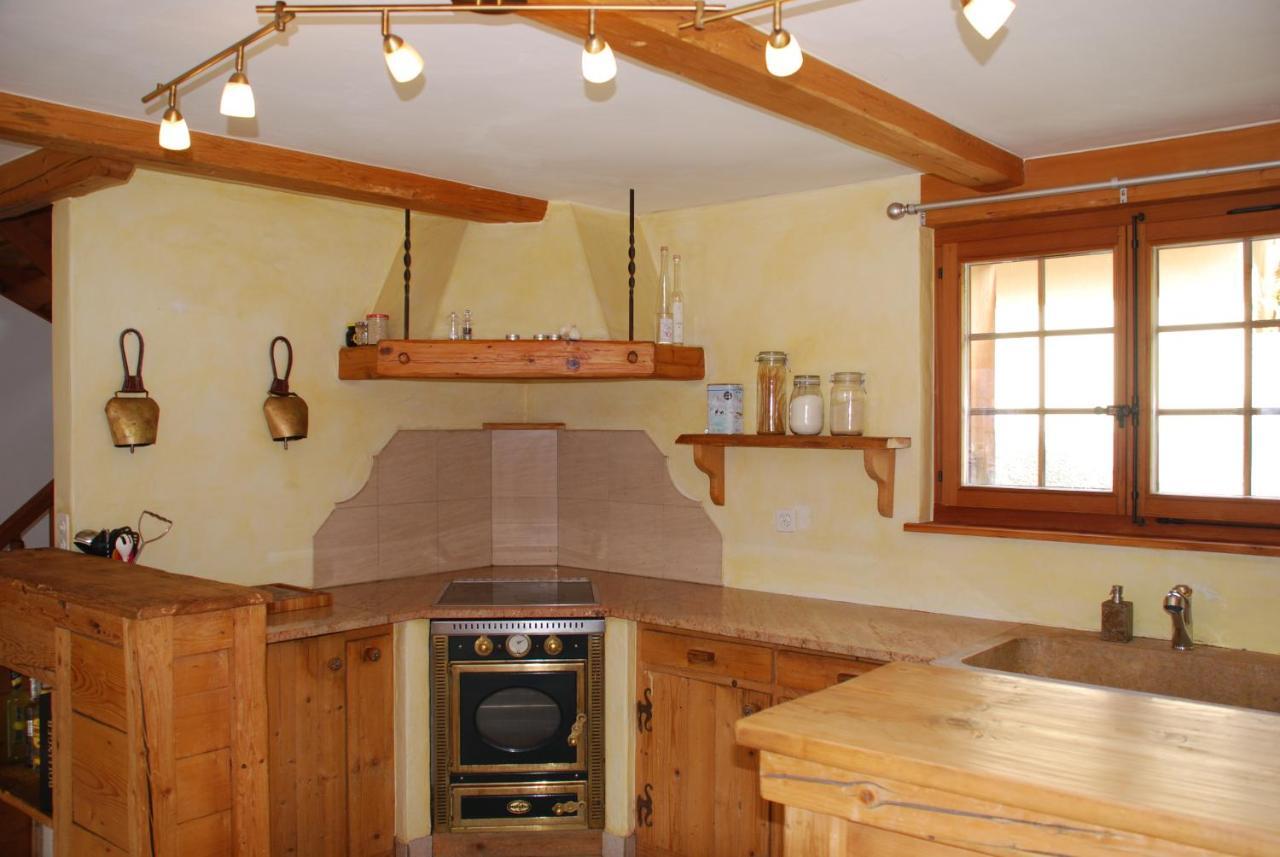 Chalet Edelweiss - Verbier, Mountain Views, Jacuzzi! Volleges Eksteriør billede